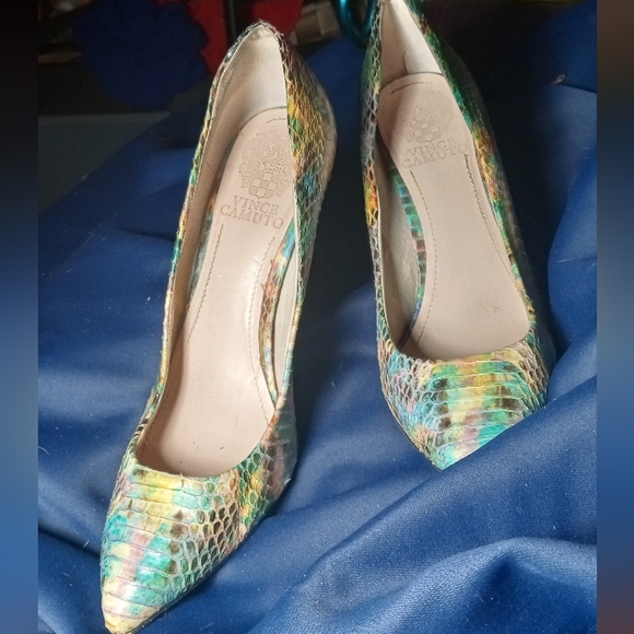 Vincent Camuto faux snakeskin leather multicolored pumps 7.5 or 37.5 - Picture 8 of 9